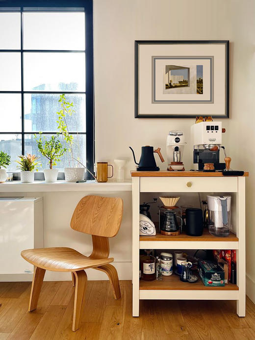 伽罗 JALO 爱德华霍普系列挂画-《小城办公室》 商品图1