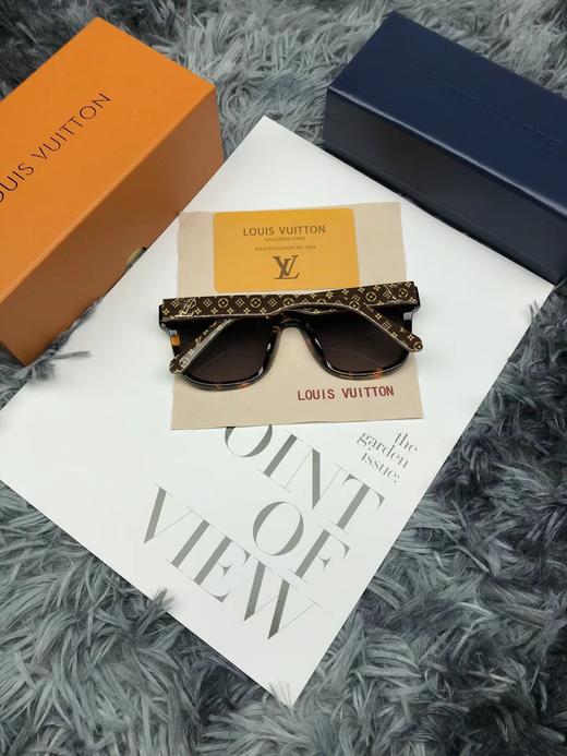 D111978复古老花Monogram花卉遮阳墨镜太阳镜 商品图8