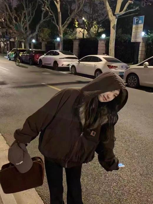 D111944复古仿貂毛双面穿座山雕插肩连帽棉衣 商品图5