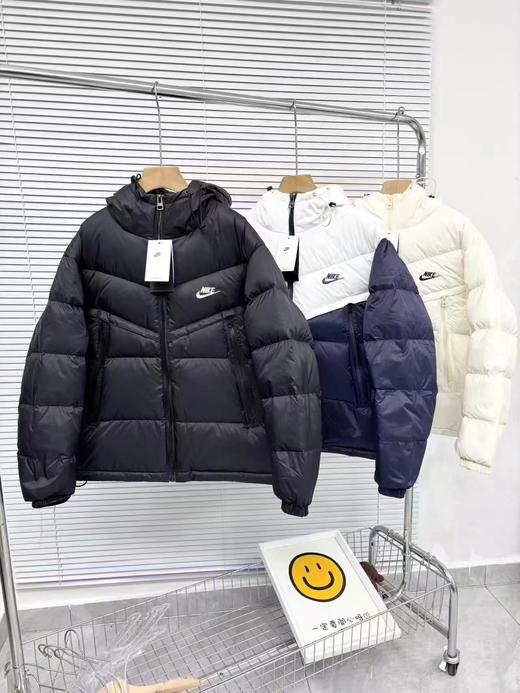 D111975休闲运动保暖短款连帽羽绒服外套 商品图0