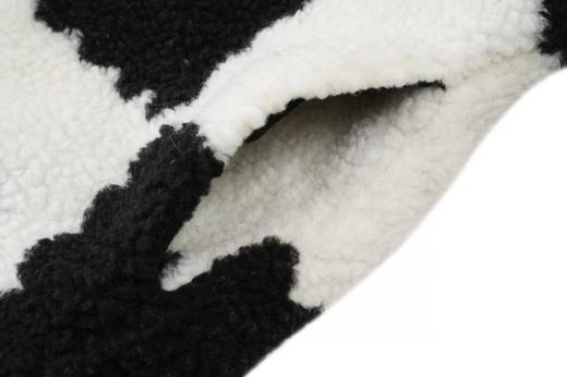 D111947联名款棋盘格子刺绣logo字母情侣立领羊羔毛外套 商品图8