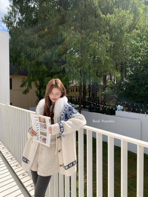 Read Nameless /费尔岛蓝色毛领毛衣外套 2025/11/20 商品图8