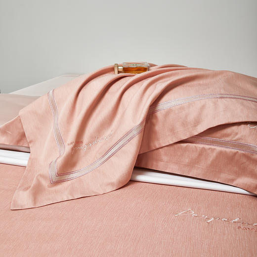 千帧彩四件套 -圣罗保（肉粉）100%新疆长绒棉100支双股贡缎工艺 商品图6