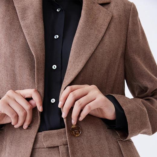 人字纹羊绒女西服  SJF93W364A 商品图3