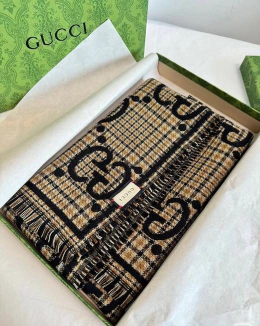 D111907既是围巾也是披肩！黑金双面羊毛围巾 商品图3