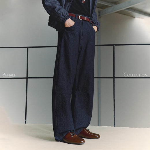 714street高端线BEHALF「日本冈山」胚蓝 弧形打褶原牛弯刀长裤 商品图3