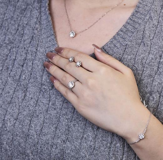 【2件-20】G.C珠宝GLORY CASE莫桑钻首饰系列 项链戒指手链套装 礼盒装带证书 合成碳硅石 强火彩！ 商品图7