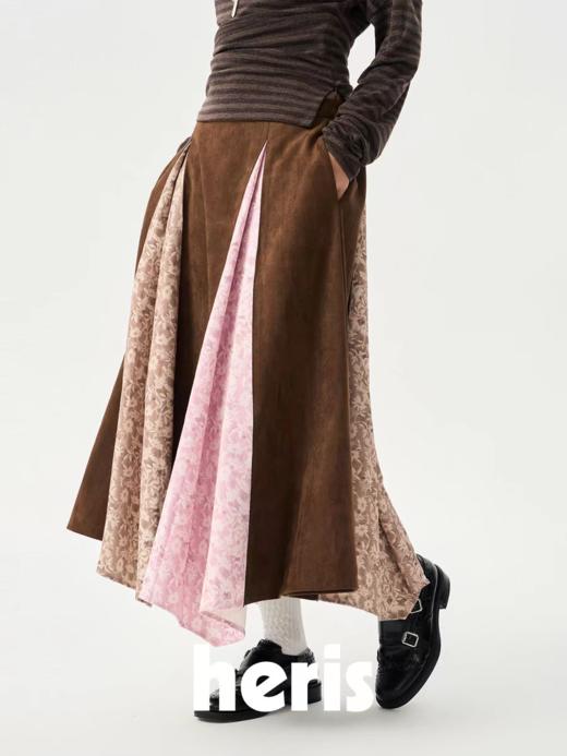 heris/H54112/花园印花拼接麂皮松紧腰A字伞裙 商品图1