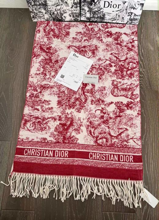 D111909动物园满印提花羊绒流苏围巾披肩围巾两用款 商品图5