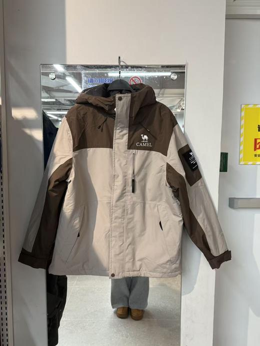 骆驼 男款夹棉冲锋衣329.9元（线上线下同步在售，不一定有货，介意勿拍）613255-NT 商品图0