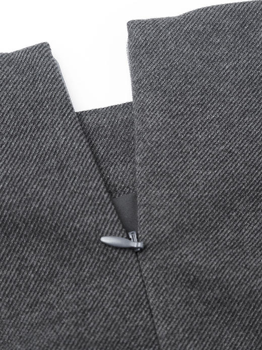 秋冬新款深灰色高腰百褶裙 学院风短款 A 字裙 显瘦减龄 JK 风半身裙 商品图3