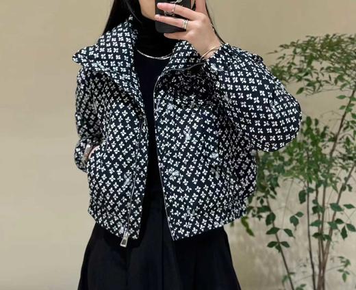 SZ6R18_绀蝶色_羽绒服_冬季_大翻领短款宽松面包服_高级女装_BERNIEELEN 伯妮斯茵 商品图2