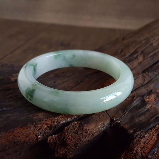 【天然正品】A货翡翠天然正桩细腻无纹裂飘蓝花糯冰种55.5号翡翠手镯55.5号（皆取最大值）女士230325AH06 商品图5