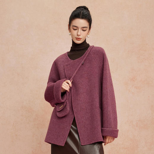 QH914斯尔丽2025新款轻薄滑爽软糯韩版宽松时尚配口红包大衣 商品图2