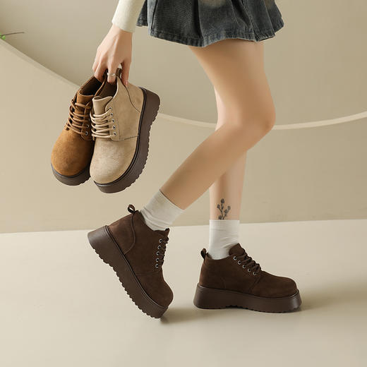 “四季战靴”！【透梦--英伦风复古马丁靴】单款/加绒款/长筒款三款可选 保暖毛绒内里 柔软舒适不捂脚 防滑滑耐磨鞋底 秒变大长腿 显高显瘦显身材 轻松上班OR逛街 商品图8