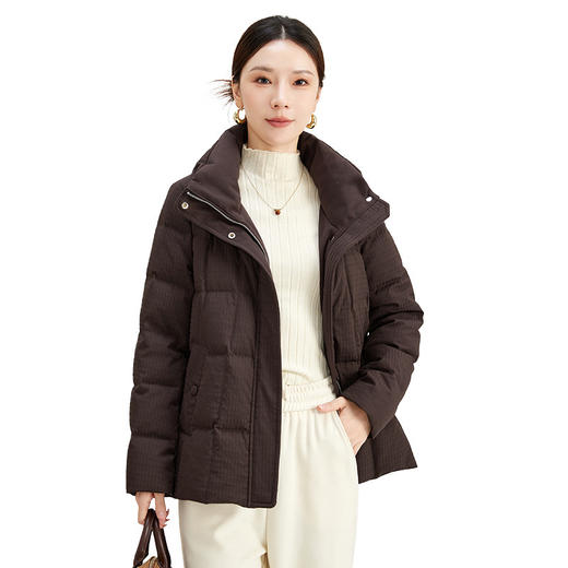 QS冬季新款鹅绒服纯色翻领舒适保暖防风日常时尚外套女0657 商品图4