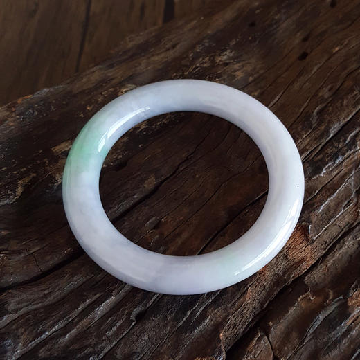 【天然正品】A货翡翠天然细腻圆条春彩紫罗兰糯种54号翡翠手镯54号（皆取最大值）女士230325AH13特价：1280元 商品图3