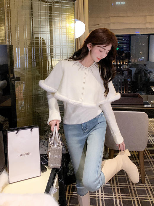 张心子【富士山下】秋冬珍珠镶钻斗篷针织衫两件套套装 U2511069 商品图10