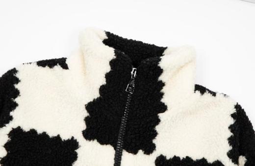 D111947联名款棋盘格子刺绣logo字母情侣立领羊羔毛外套 商品图6