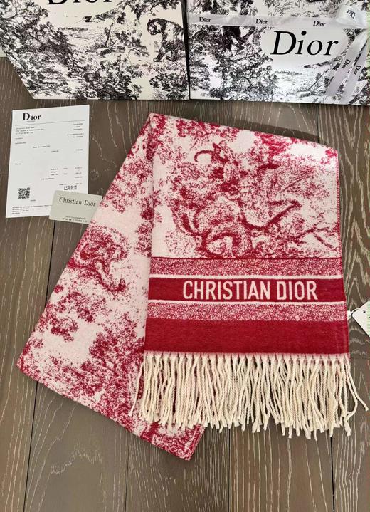 D111909动物园满印提花羊绒流苏围巾披肩围巾两用款 商品图2