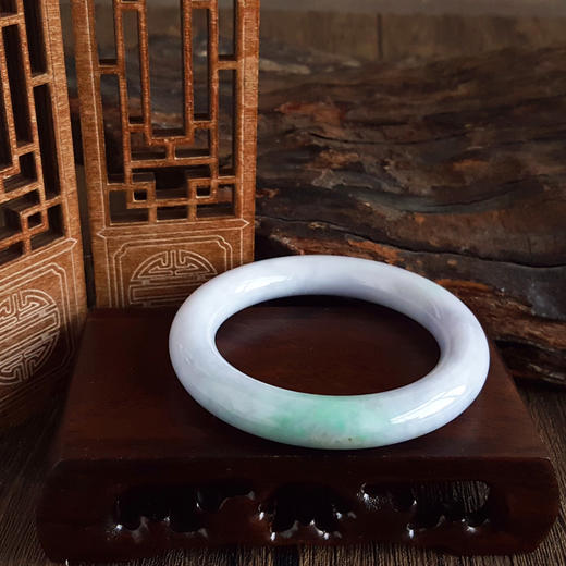 【天然正品】A货翡翠天然细腻圆条春彩紫罗兰糯种54号翡翠手镯54号（皆取最大值）女士230325AH13特价：1280元 商品图6