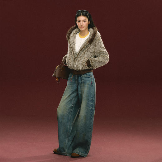 Ariseism 美式复古设计感羊羔绒连帽外套女秋冬新款保暖上衣 商品图2