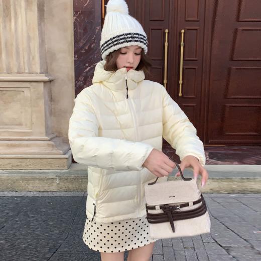 寒潮来袭【AUChris韩版休闲秋冬季连帽短款轻薄排骨棉服】新型泡芙棉填充   轻软暖三合一   五色可选   显瘦不臃肿 商品图0