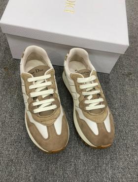 特价 女款运动鞋zh010