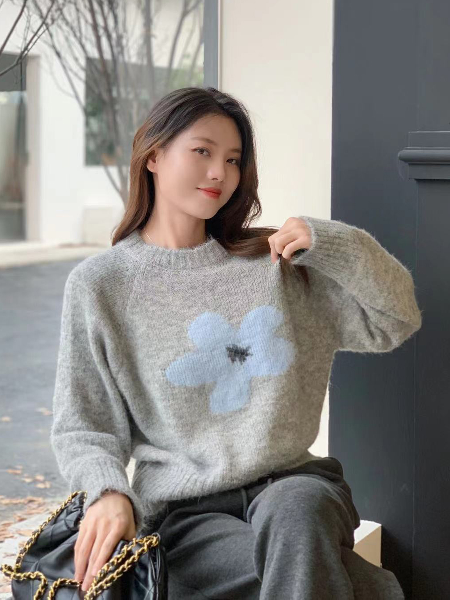 【百图lulu定制】【永生花针织衫】绒感 樱花 图 温暖 松弛感 羊毛混纺毛衣