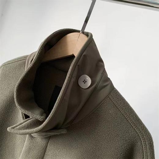 D111956复古松弛感立领+按扣设计摇粒绒立领夹克 商品图12