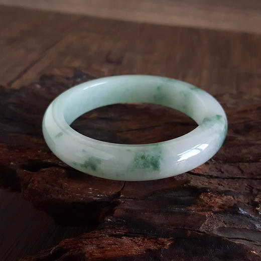 【天然正品】A货翡翠天然正桩细腻无纹裂飘蓝花糯冰种55.5号翡翠手镯55.5号（皆取最大值）女士230325AH06 商品图6