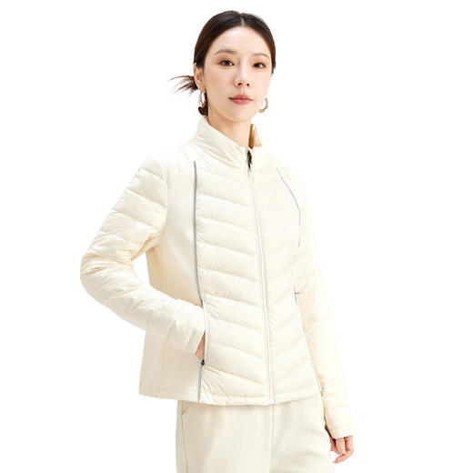 QS冬季新款90白鸭绒超轻薄羽绒服2025女士轻便修身保暖短款外套8522 商品图4
