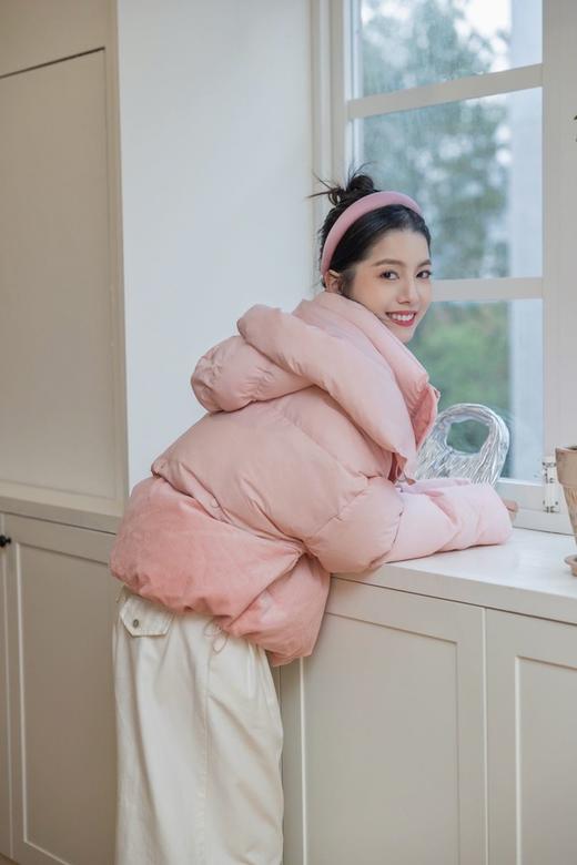 Kai & Kiera 粉色加厚短款连帽羽绒服外套 21610 商品图3