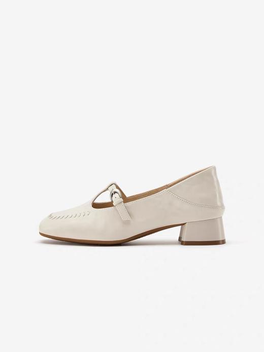 【云粉节】BF楼Bata玛丽珍鞋女2026春款时尚优雅软底羊皮浅口单鞋AMK22AQ6   吊牌价959    活动价669 商品图1