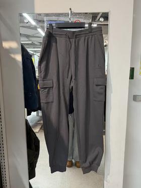 骆驼 男款针织长裤烟灰色149.9元（线上线下同步在售，不一定有货，介意勿拍）602124-NT