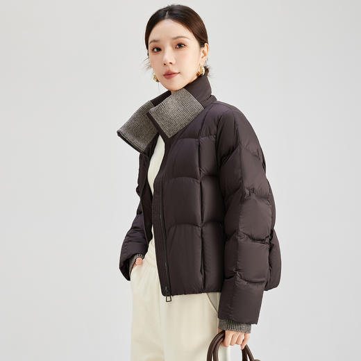 QS冬季新款白鸭绒女装简约纯色高级防寒感短款立领面包服羽绒服5132 商品图3