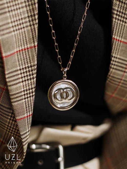 Oflye潮流饰品  双C项链女潮长款时尚毛衣链复古气质小香风吊坠网红衣服配饰项链 商品图2