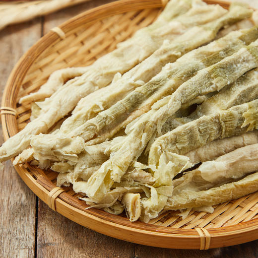 【临安美食】天目扁尖笋，选用高山新生笋的嫩尖，多道工序精心加工，锁住笋干的鲜味。 商品图5