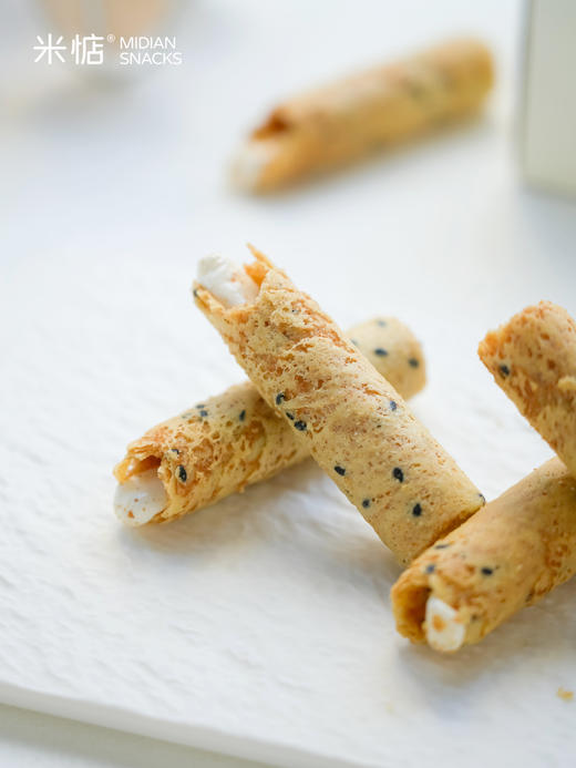 这个蛋卷有“心”了💞一半奶香🥛一半蛋香🥚 的【米惦口红牛轧蛋卷】轻轻一掰就是绵密拉丝😝😝视觉味觉双冲击🌀🌀纯手作用料扎实👐一口“咔呲咔呲” 商品图6