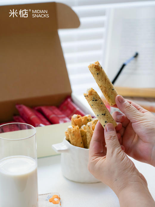 这个蛋卷有“心”了💞一半奶香🥛一半蛋香🥚 的【米惦口红牛轧蛋卷】轻轻一掰就是绵密拉丝😝😝视觉味觉双冲击🌀🌀纯手作用料扎实👐一口“咔呲咔呲” 商品图1