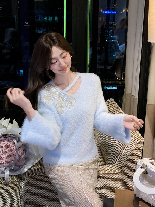 张心子【雾冬百利甜】保暖亮片水貂毛毛衣上衣 U2511068 商品图3