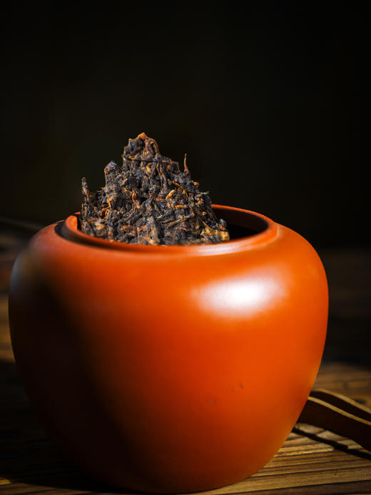 11月19日中午12点【昔归熟茶】2018年临沧昔归熟茶刚柔并济，蜜兰香悠然，撬饼发货紫砂罐装，300g/罐，5罐送1罐 商品图5