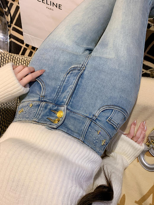 张心子【富士山下】秋冬珍珠镶钻斗篷针织衫两件套套装 U2511069 商品图11