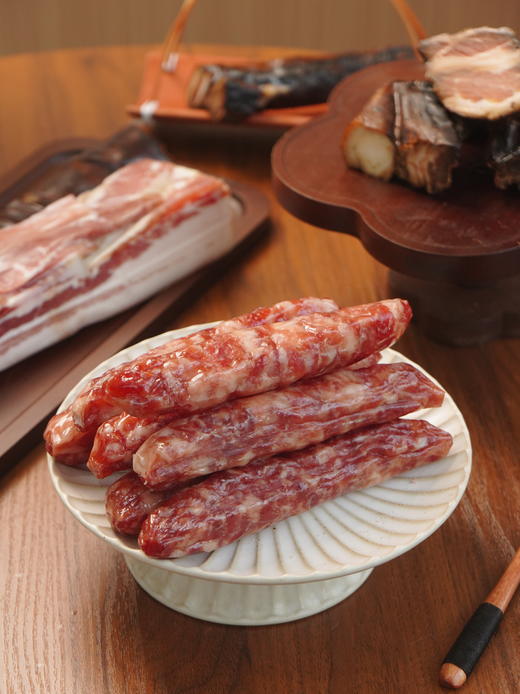 【买5送1】【农家腊味】【土香肠/酱腊肉/咸五花肉】精选农家散养猪肉制作 无添加 不熏制 500g/袋 商品图2