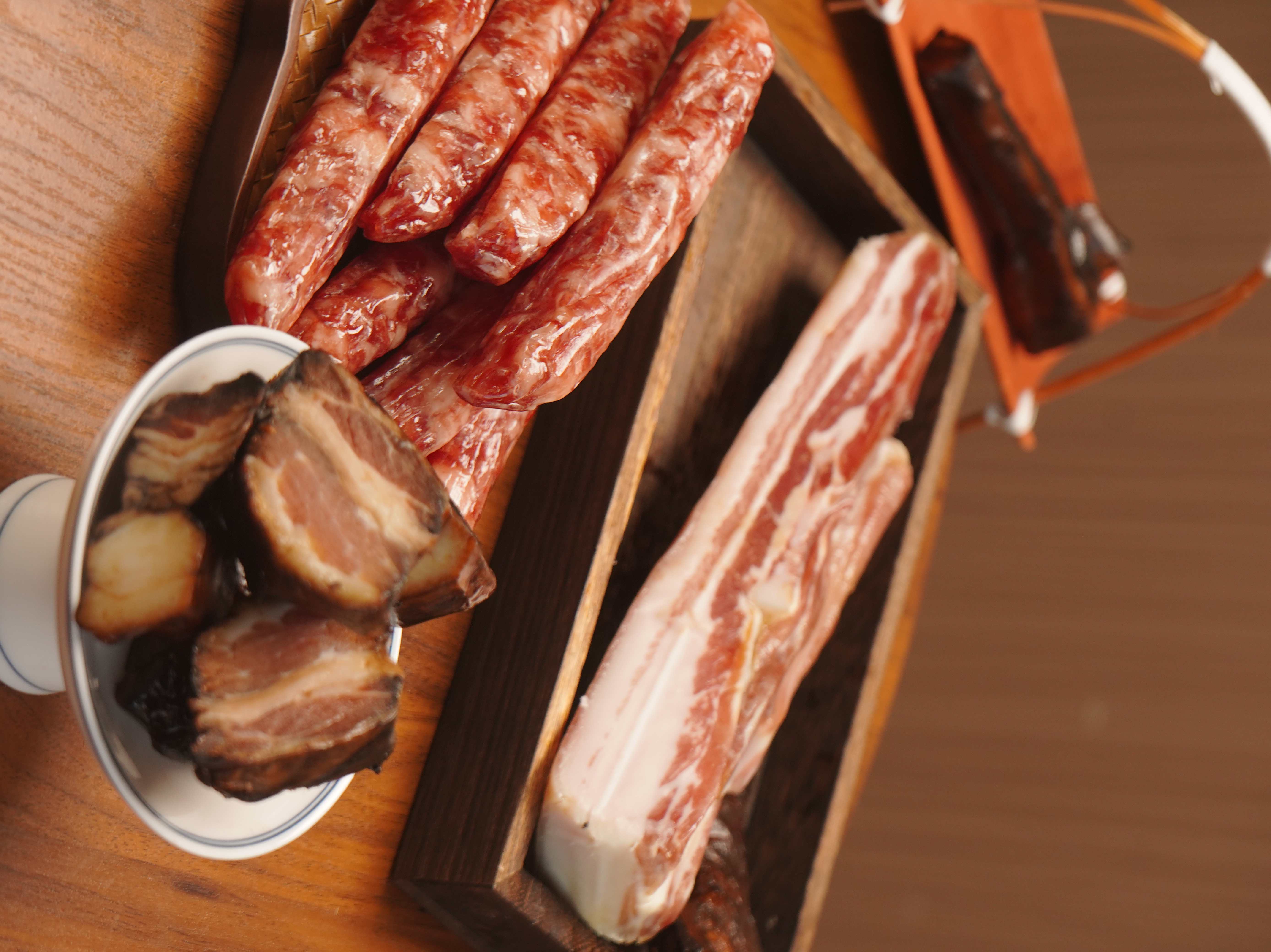 【买5送1】【农家腊味】【土香肠/酱腊肉/咸五花肉】精选农家散养猪肉制作 无添加 不熏制 500g/袋