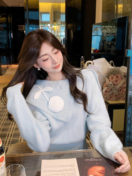 张心子【花蔓千金】秋冬厚实立体花朵翻领毛衣 U2511075 商品图6