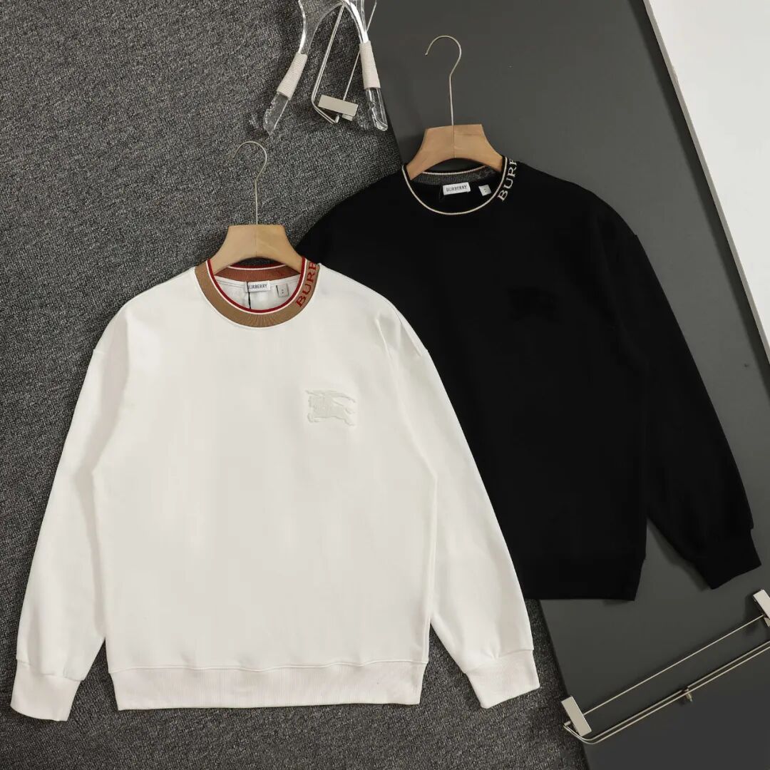 BUR新款战马植绒小标圆领卫衣