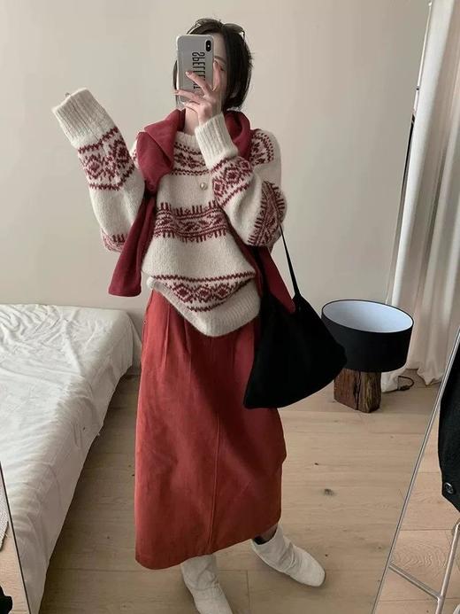 💥巨好看❗️超美费尔岛提花🌻【AUChris北欧风复古圣诞系列费尔岛毛衣AUC111801】慵懒的复古💯上身真的都很绝👍圣诞感拉满📣单穿或是秋冬搭配大衣/皮草都很适合 商品图3
