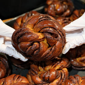 现烤面包—肉桂卷