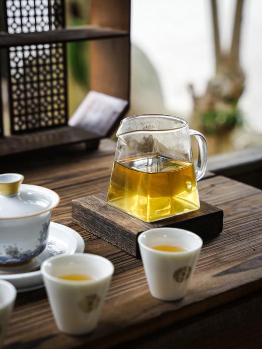 11月22日中午12点【藤条王】封山六年！首次开山采摘！缅甸1800年的藤条王古树！比孔子还要老的古树，357克/饼仅有30饼可分享 商品图2